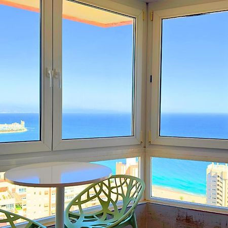 Apartmán Atico A 50M Del Mar. Parking Gratis. A/C El Campello Exteriér fotografie