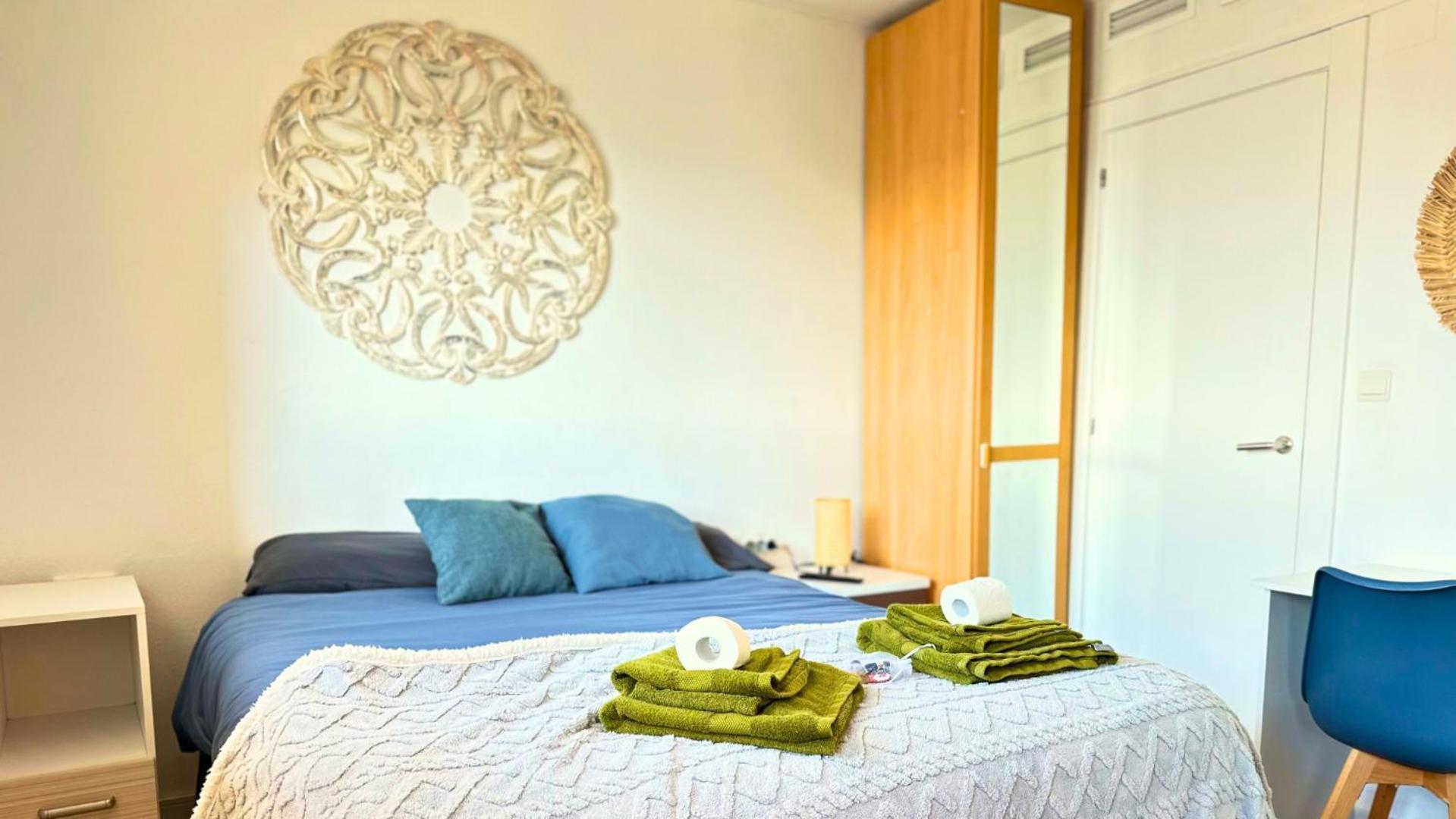 Apartmán Atico A 50M Del Mar. Parking Gratis. A/C El Campello Exteriér fotografie